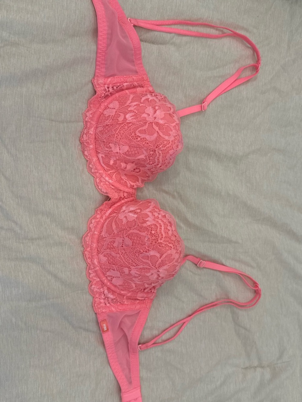 PINK Victoria's Secret Coral Pink Lace Underwire Bra